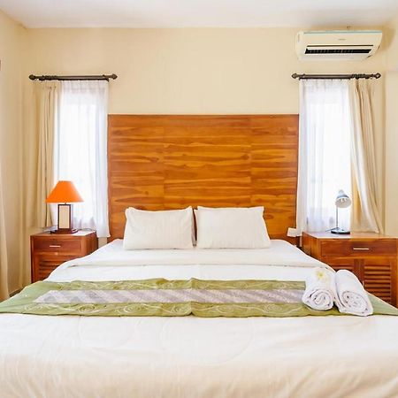 Dinar Hills Ungasan Hotel Exterior photo