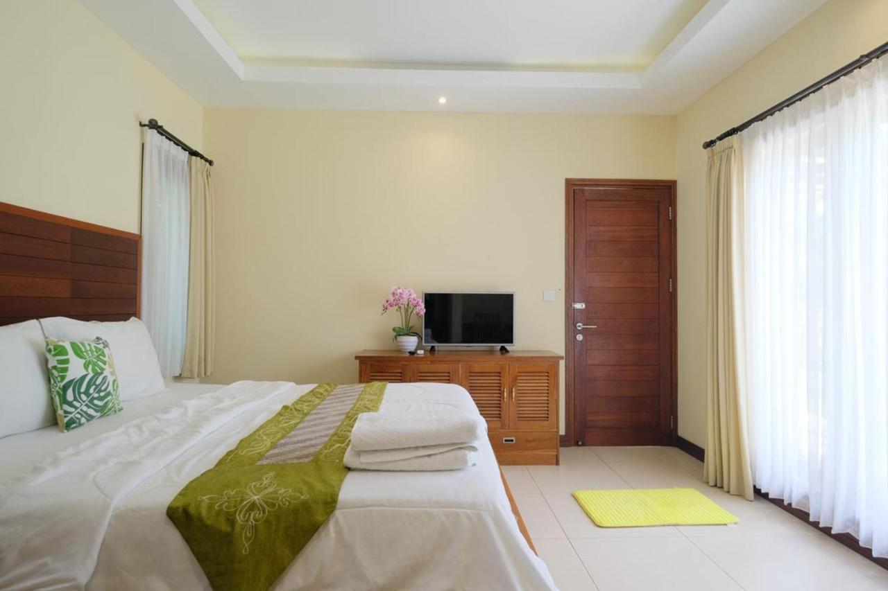 Dinar Hills Ungasan Hotel Exterior photo