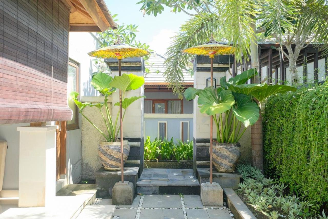 Dinar Hills Ungasan Hotel Exterior photo